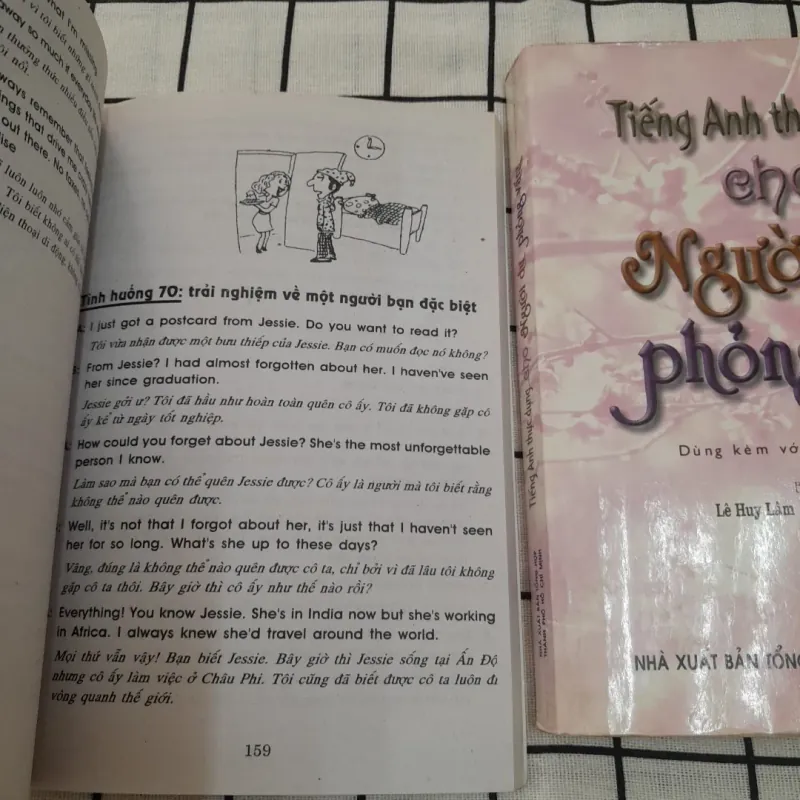 2 quyển tiếng anh Giao Tiếp và Phỏng vấn 591690