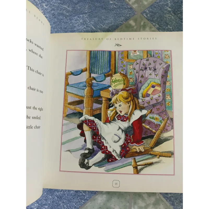 Treasury of Bedtime Stories 708938