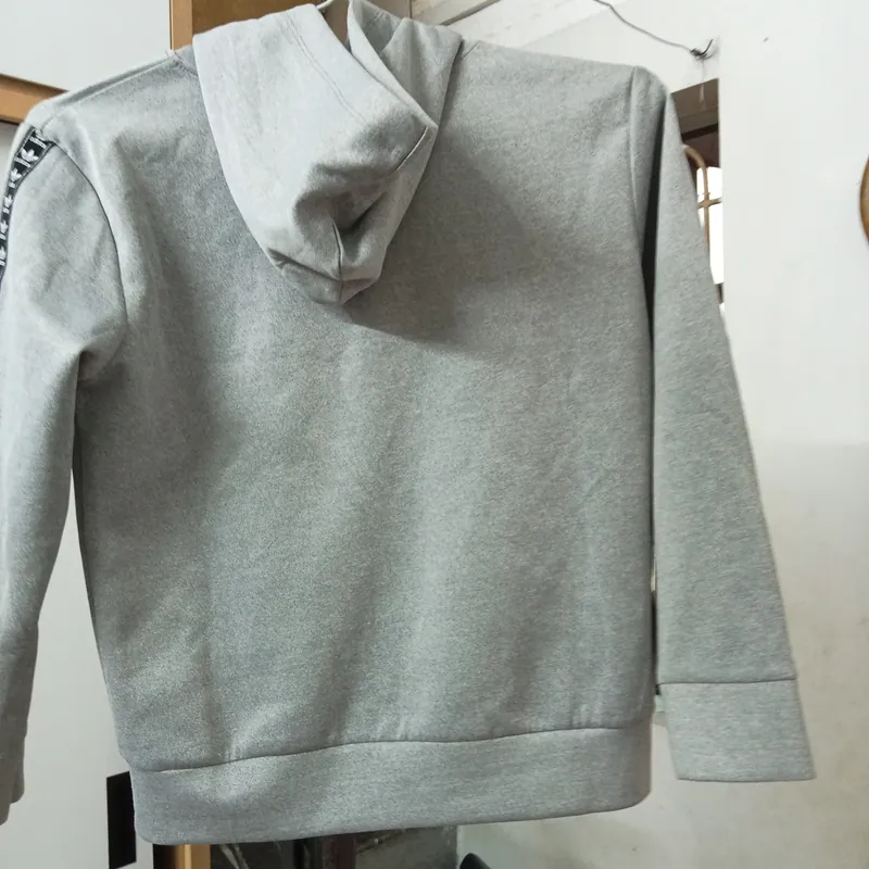 Áo nỉ cho bé trai từ 8-10 tuổi 720384