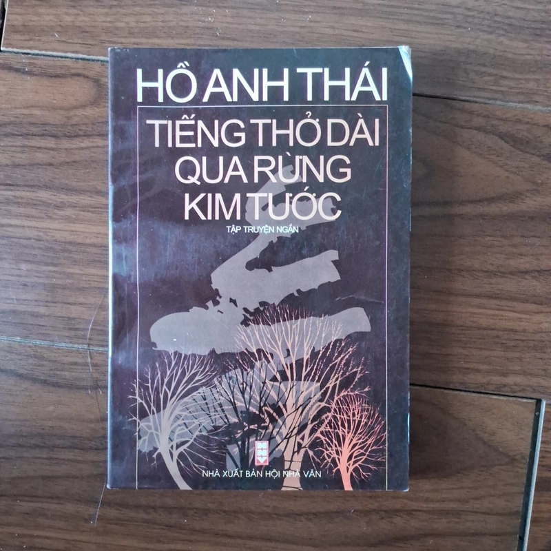 Tiếng thở dài qua rừng kim tước 523547