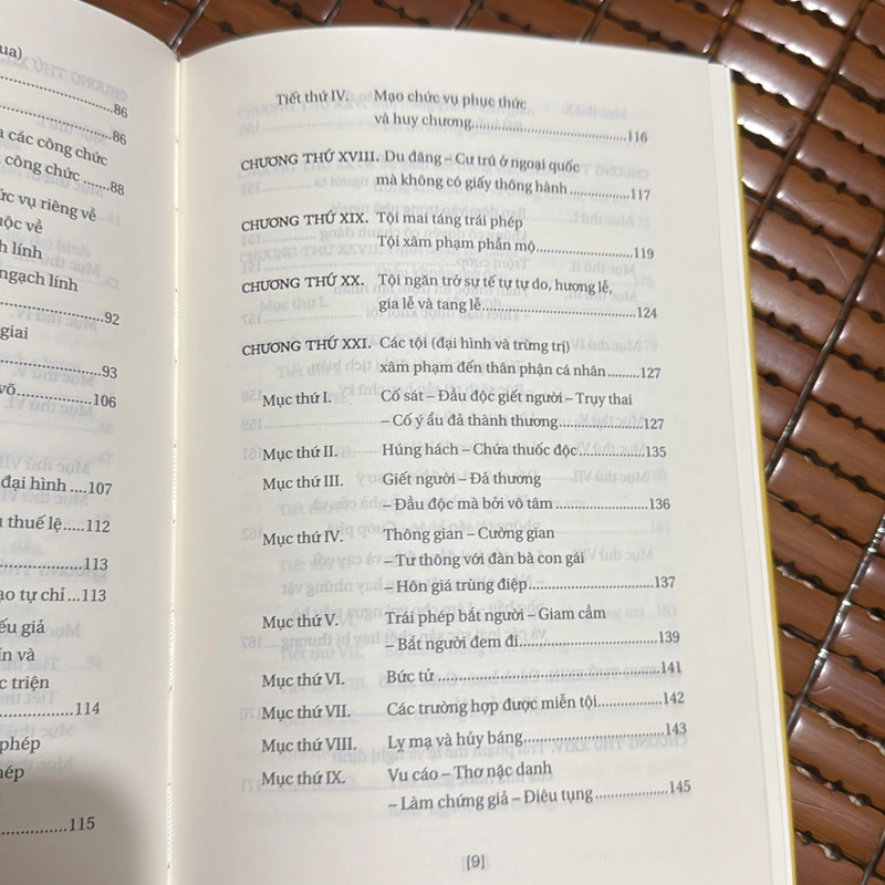 Hoàng Việt luật lệ 525526