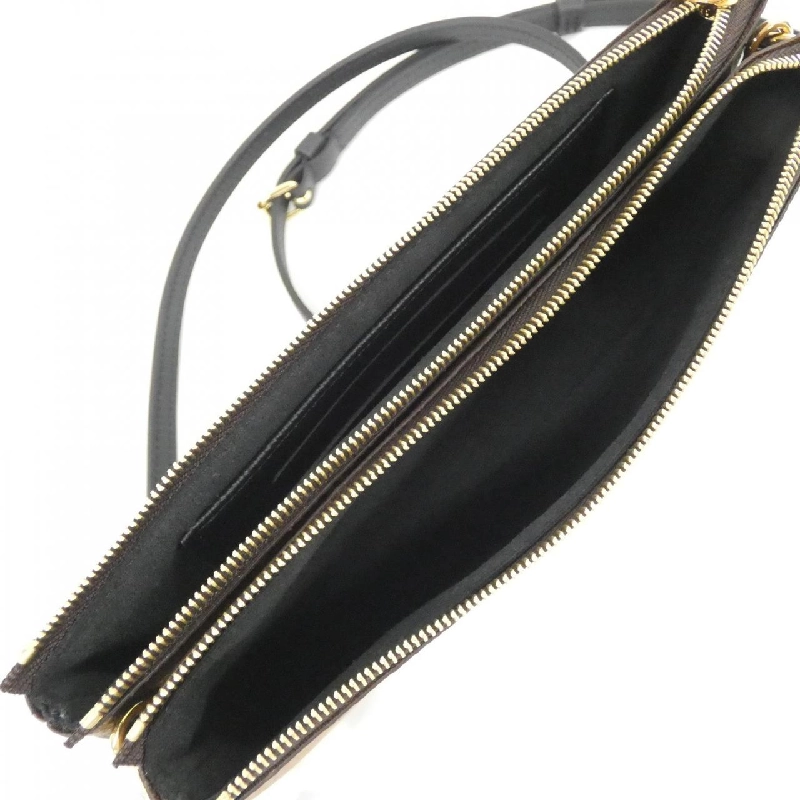 Túi xách đeo vai Louis Vuitton Monogram Giant Pochette Double Zip M69203 612454