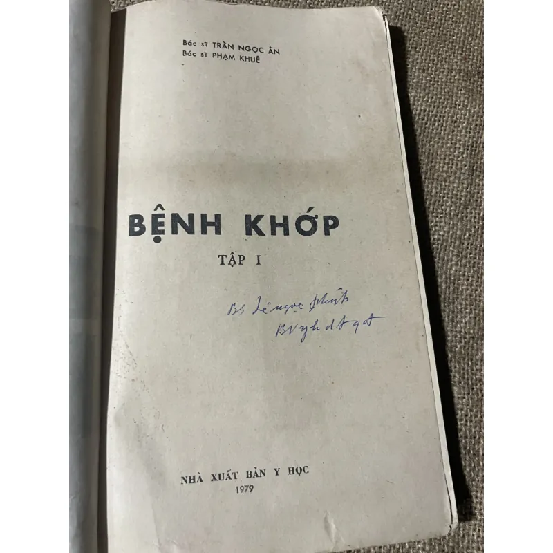 Bệnh khớp -Ts TRẦN NGỌC ÂN - Bác ST PHẠM KHUÊ - BỆNH KHỚP 750179