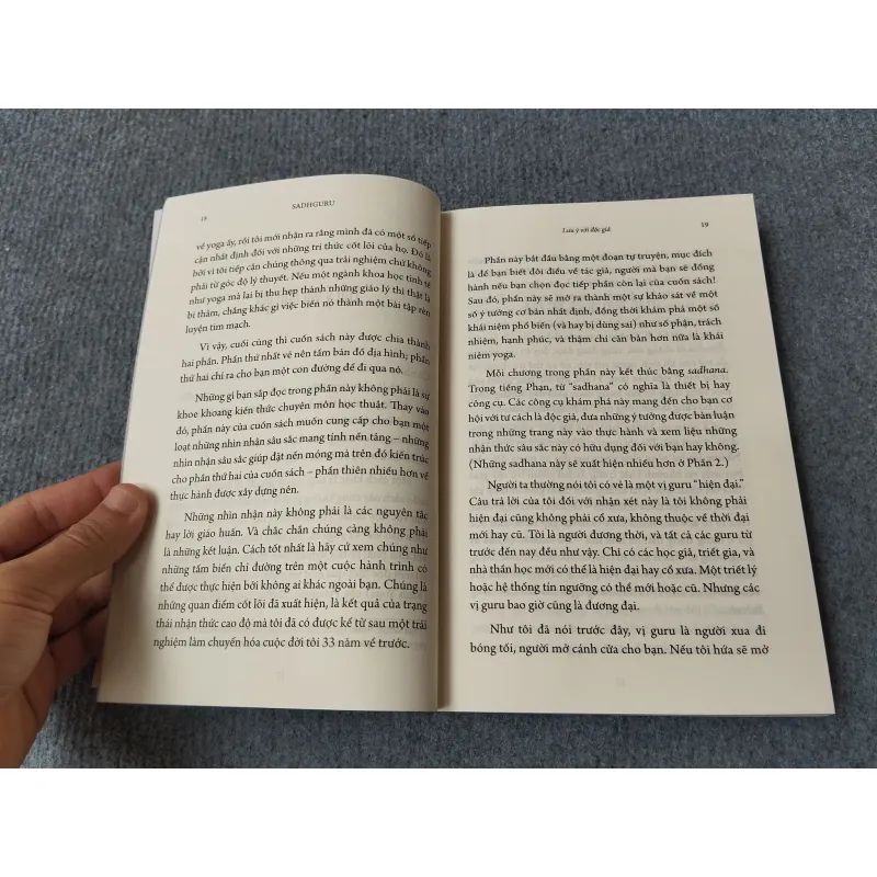 INNER ENGINEERING (KIẾN TẠO BẢN THÂN. CHỈ DẪN SỐNG AN VUI CỦA MỘT YOGI) - SADHGURU 717937