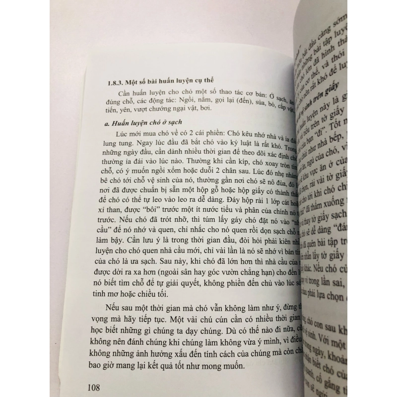 NUÔI CHÓ MÈO VÀ CHIM CẢNH - 300 trang, nxb: 2023 360147