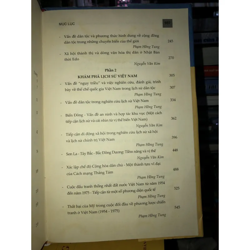 Lịch sử và văn hoá - Tiếp cận đa chiều, liên ngành - Nguyễn Văn Kim - Phạm Hồng Tung 755950