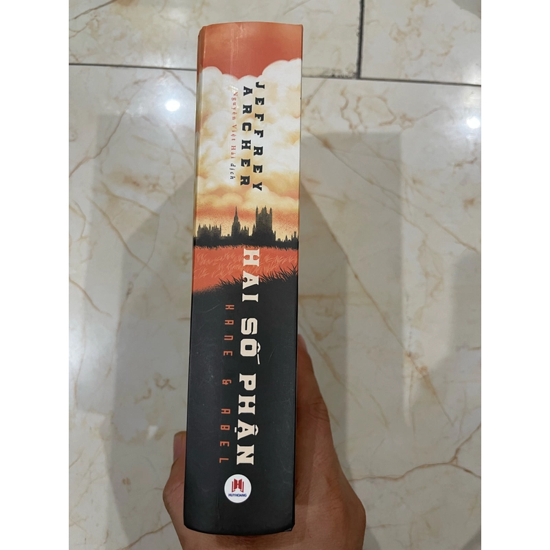 Hai số phận - Jeffrey Archer 469567