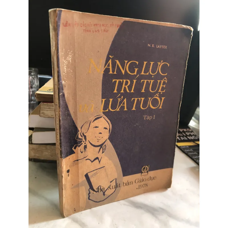Năng lực trí tuệ và lứa tuổi tập 1 - N.X. Laytex 1004196