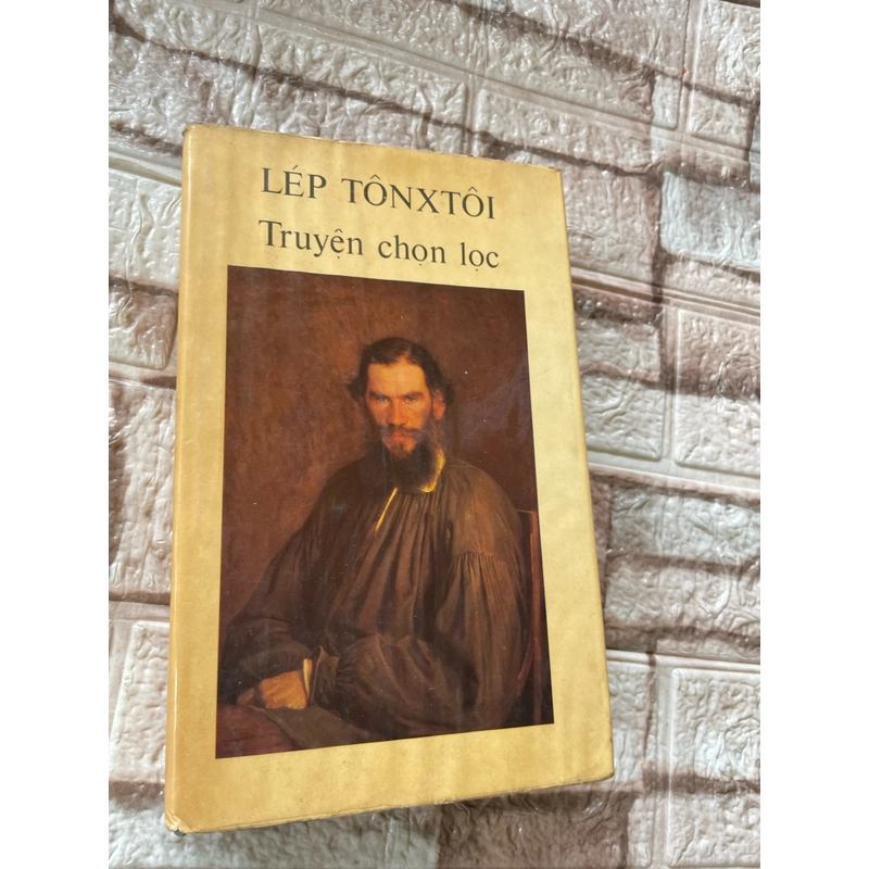 Truyện ngắn Lev Tolstoy ; NXB Cầu Vồng, 1985 460741