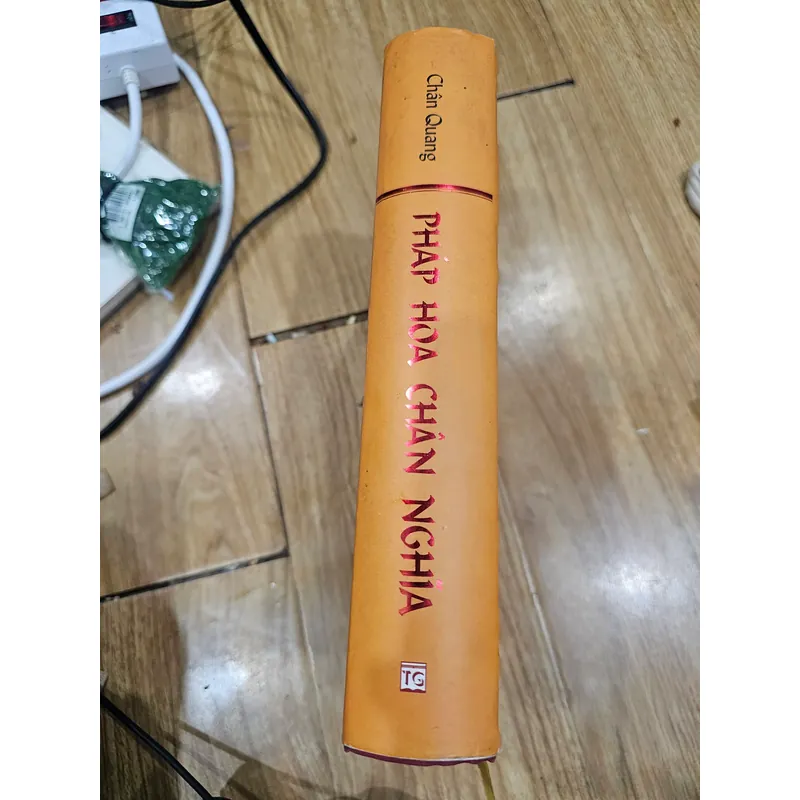 Pháp hoa chân nghĩa tặng kèm cuộc đời đức phật 
(bìa cứng) 722405