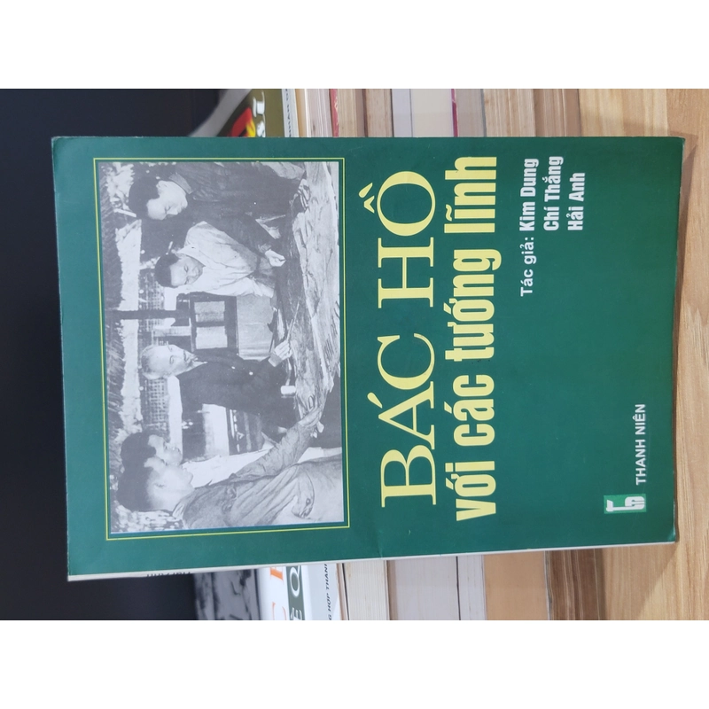 Bác Hồ với các tướng lĩnh 546593