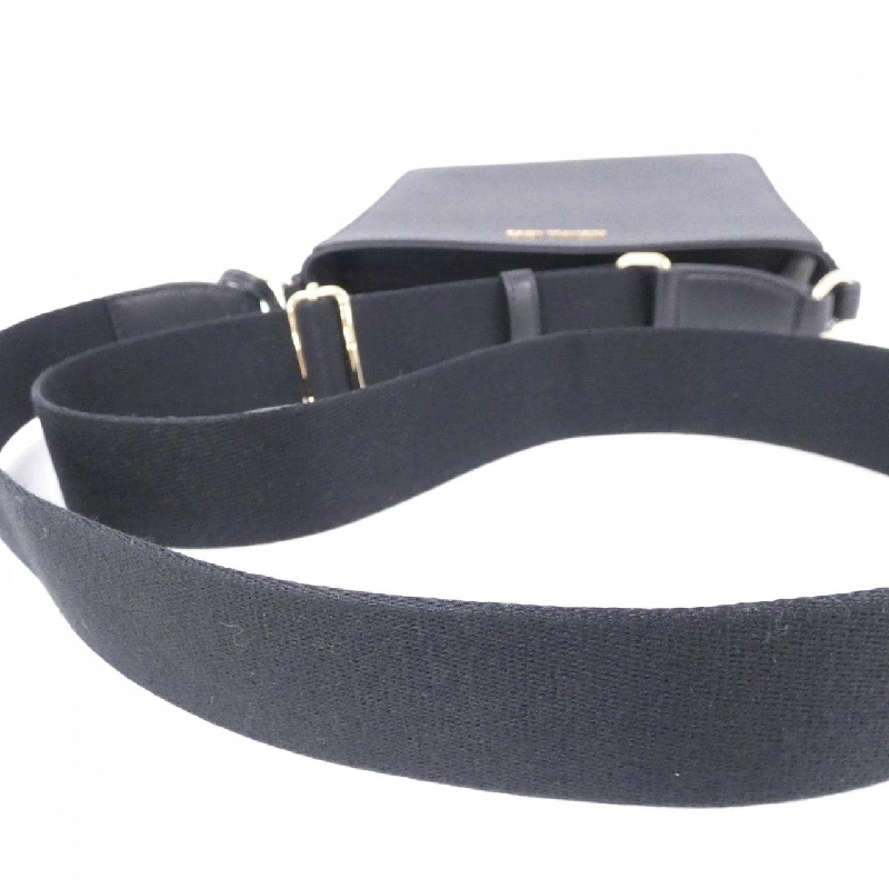 Túi xách đeo vai JET SET TRAVEL 35S4GTVC5L của Michael Michael Kors - Hàng hiệu Chính hãng 805812