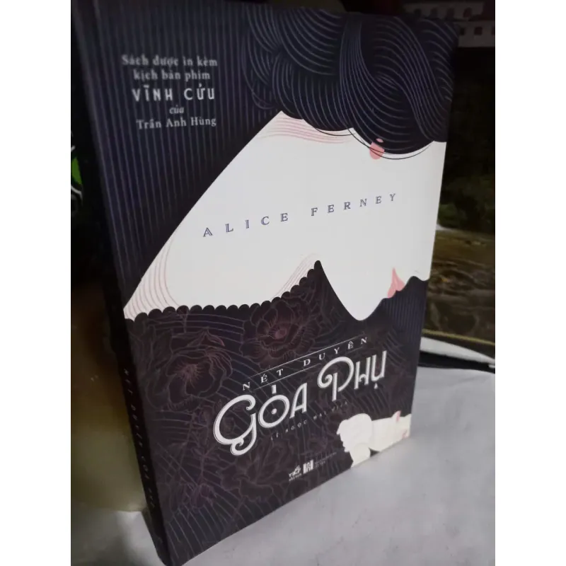 nét duyên goá phụ 573394