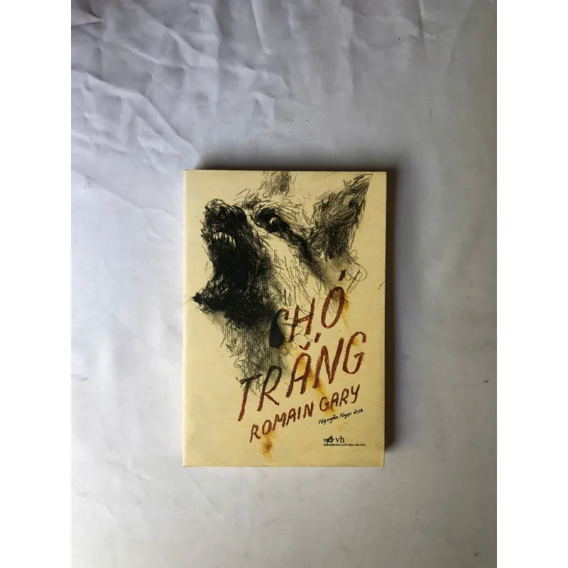 Sách đã qua sử dụng Chó Trắng - Romain Gary 1001923