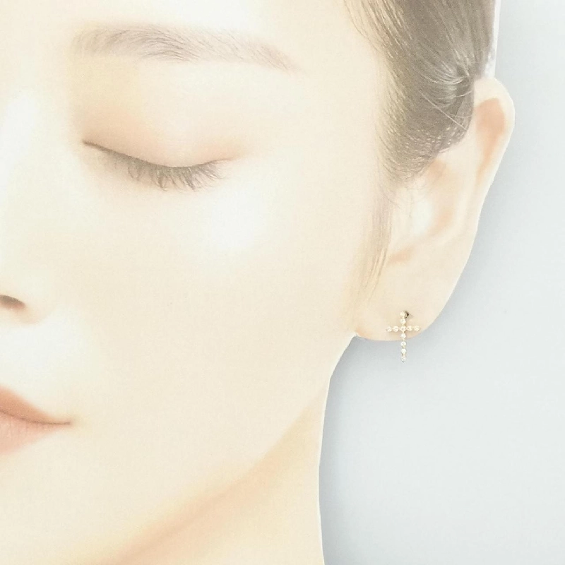 K18YG Bông tai kim cương chéo 0.20CT - Hàng hiệu Chính hãng 869718