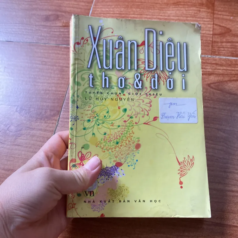 Xuân Diệu thơ và đời 1042194