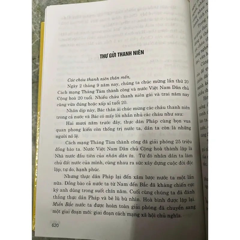 SÁCH CHỦ TỊCH HỒ CHÍ MINH VỚI MIỀN NAM RUỘT THỊT 700739