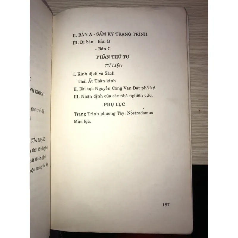 Giai thoại và sấm ký Trạng Trình  737053