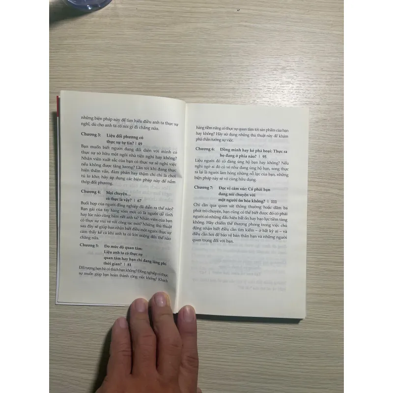 SÁCH – “ĐỌC VỊ BẤT KỲ AI” – TS. David J. Lieberman 593662