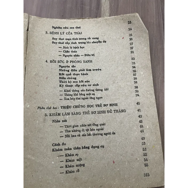 GIẢN YẾU SƠ SINH HỌC BỆNH TRẺ SƠ SINH - LAUGIER- Lâm sàng Chẩn đoán Điều trị- 1989 788985