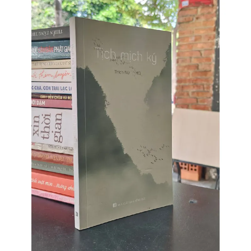 Tịch mịch ký - Thích nữ Trí Hải 706916