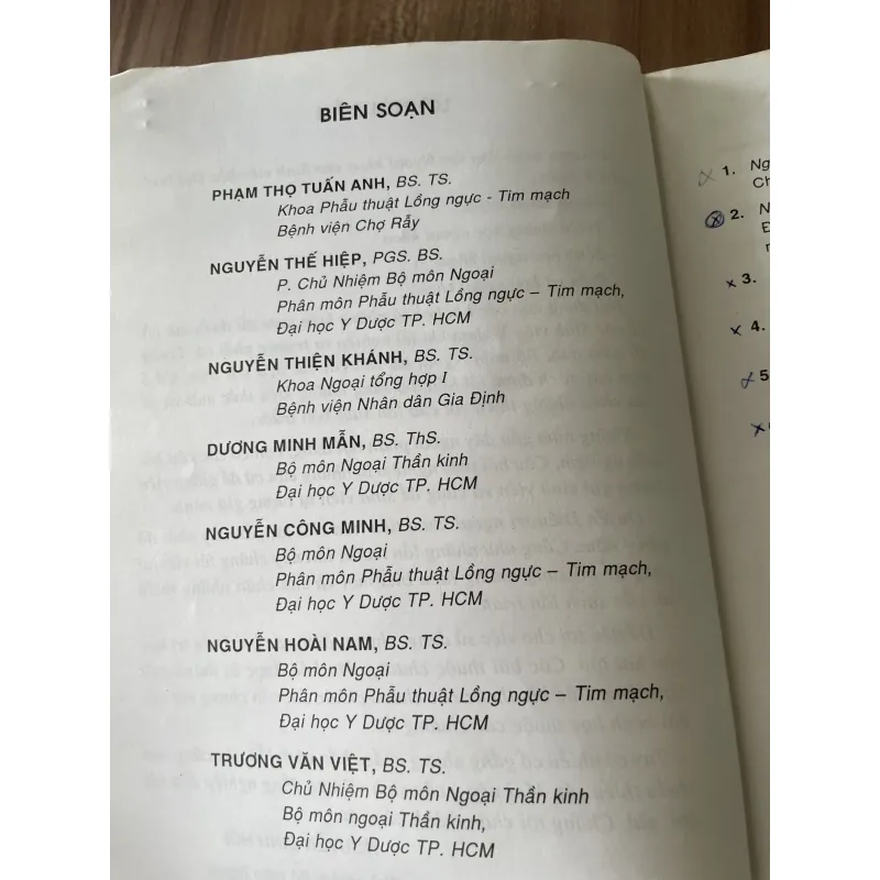 Bệnh học và điều trị ngoại khoa: Lồng ngực, tim mạch, thần kinh  795849