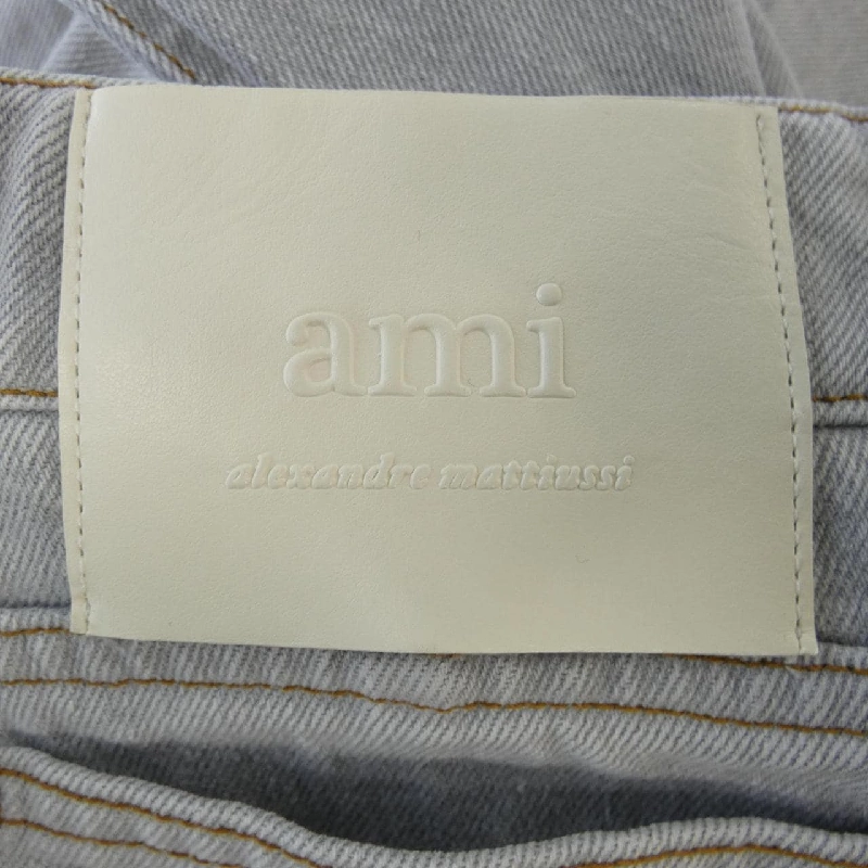 Quần jeans AMI FTR425.DE0028 648976