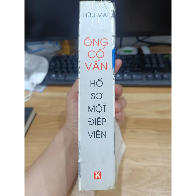 Ông cố vấn  971872