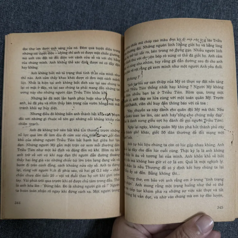 Sắc màu rực rỡ - Hàn Tú Anh (Han Suyin) 751759