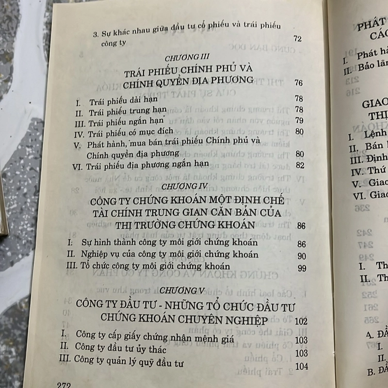 [kinh tế] Thị trường chứng khoán và công ty cổ phần - Bùi Nguyên Hoàn 499844