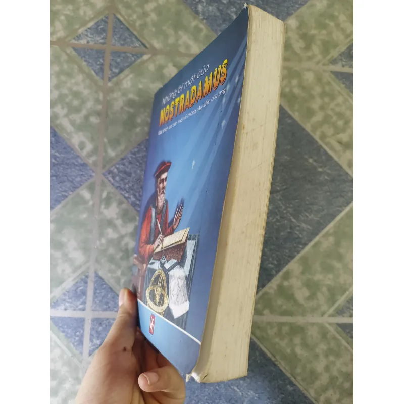 Những bí mật của Nostradamus 794221