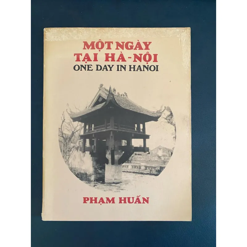 Môt ngày ở Hà Nội- Phạm Huấn 1004136