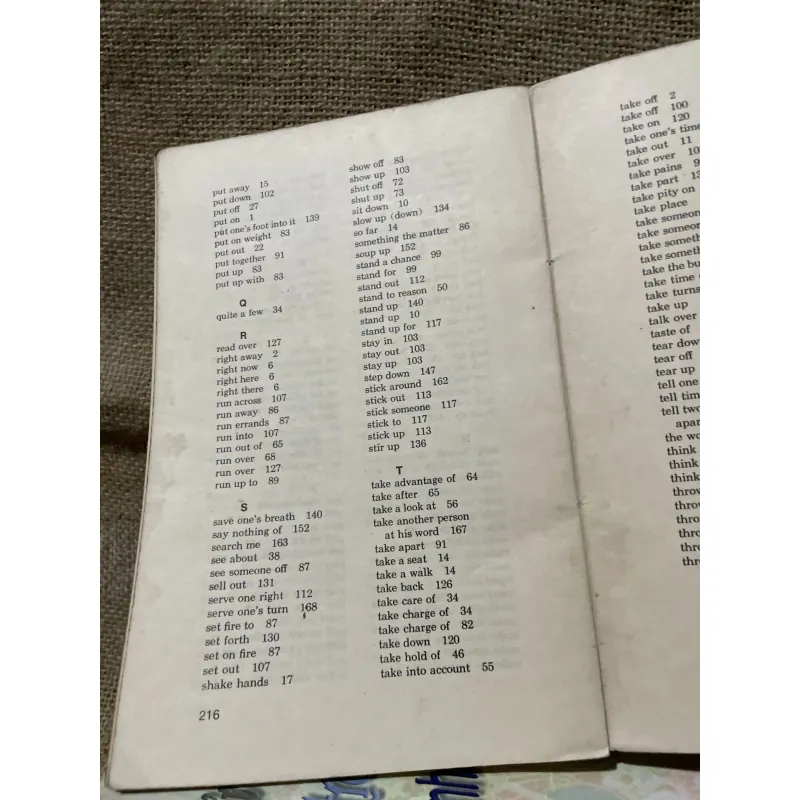 Essential Idioms in English  With Exercises for Practice and Tests by Robert J. Dixso 799341