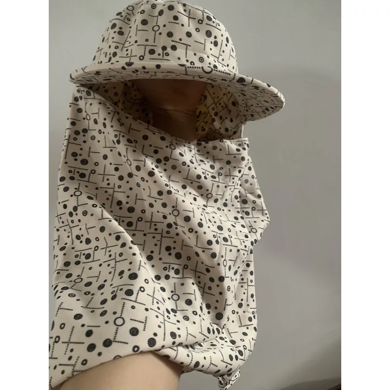 Khẩu trang kiêm nón vải bảo vệ da 606608