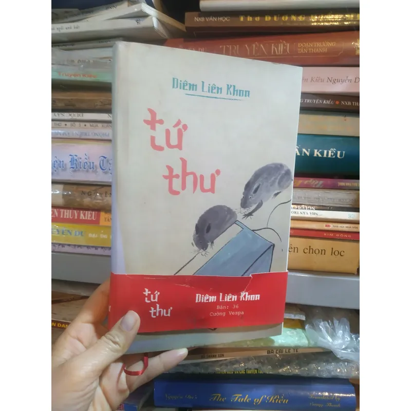 Tứ thư của diêm liên khoa 689504