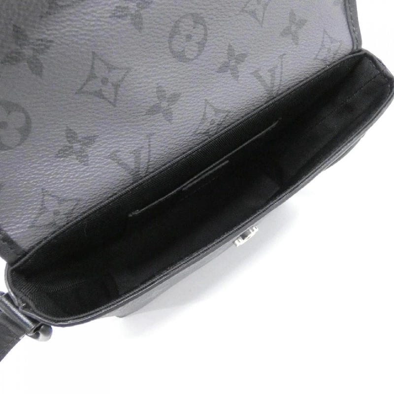 Túi đeo vai Louis Vuitton Monogram Eclipse Reverse Pulse Wearable Wallet M12806 - Hàng hiệu Chính hãng 767370