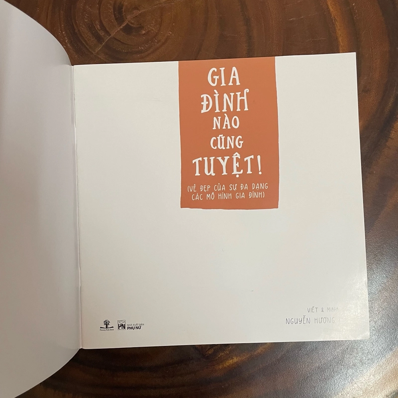 II Sách khổ to: Gia Đình Nào Cũng Tuyệt (Vẻ đẹp của sự đa dạng các mô hình gia đình) 455733