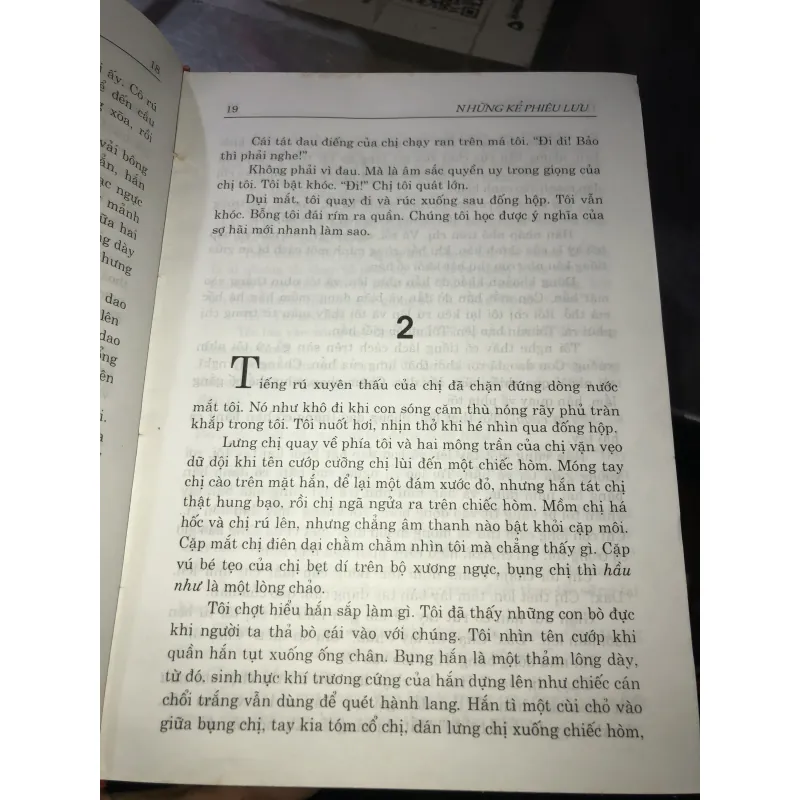 Những kẻ phiêu lưu - Harold Robbins 975549