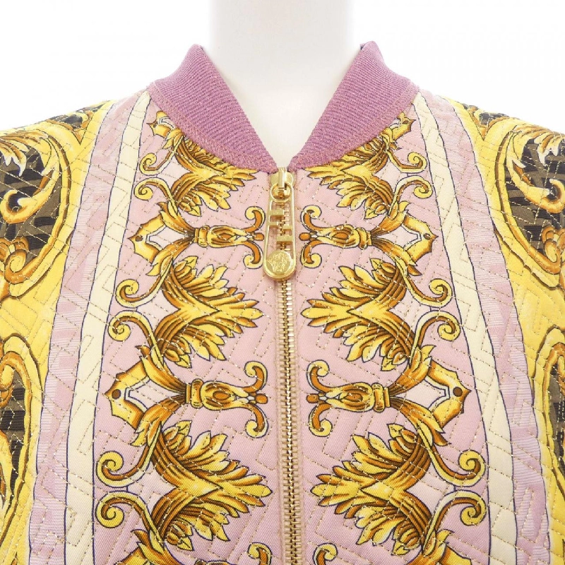 【Mã giảm giá】FENDACE Áo khoác 637205