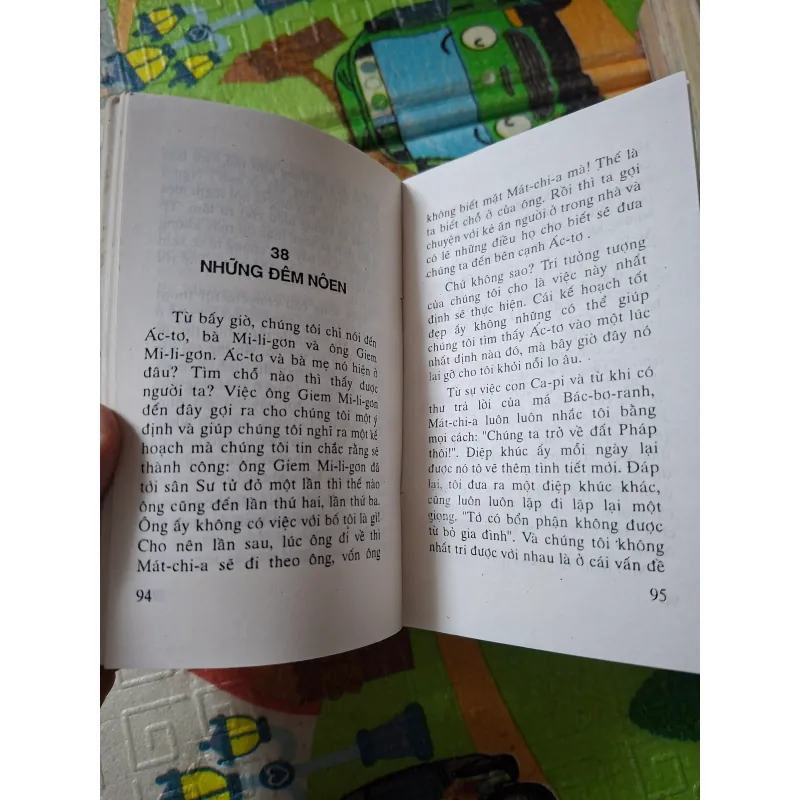 Không Gia Đình (bộ 5 tập) 789372