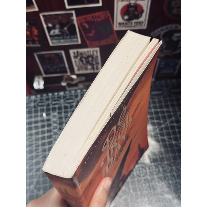 Đỏ trỗi dậy 693528