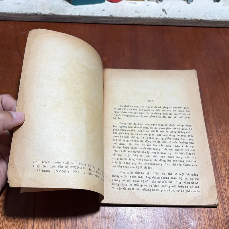 II Tự Trị Bệnh Bằng Day Ấn Vùng Phản Xạ Trên Bàn Chân - MILDRED CARTER (Mỹ) - 1988 799618