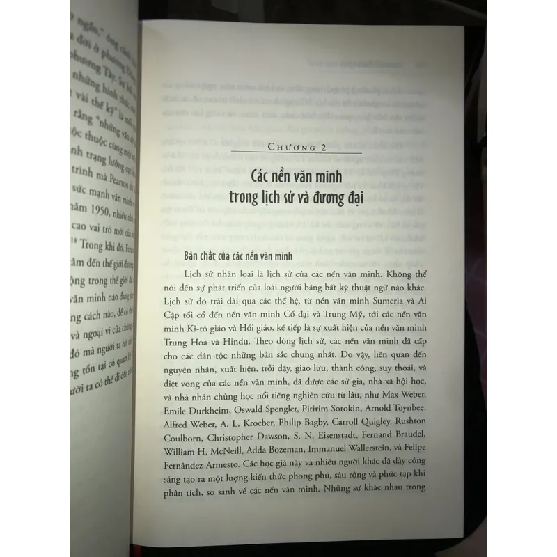 Sự va chạm giữa các nền văn minh và sự tái lập trật tự thế giới 730612