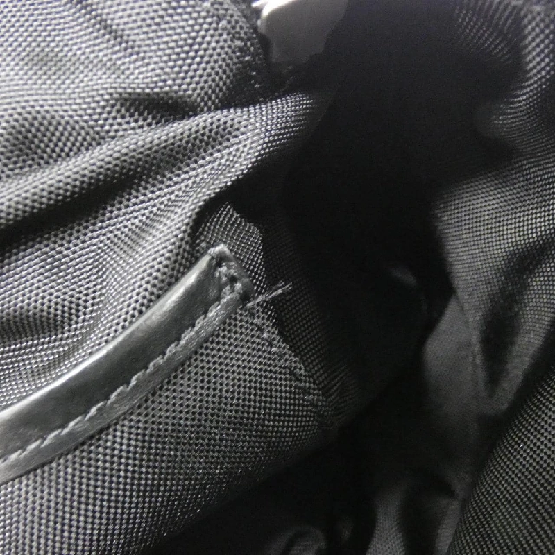 Túi đeo chéo Celine Large Zipped Belt Bag 198682DMT 612308