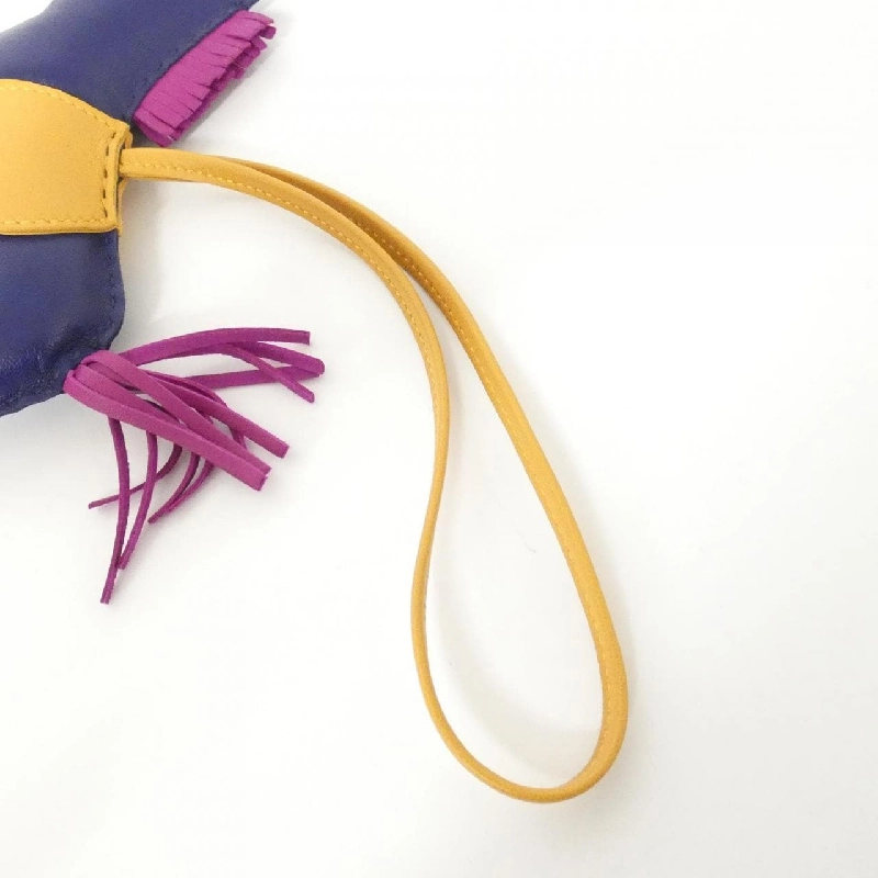 Túi charm Rodeo GM 064931CA của Hermès 625242