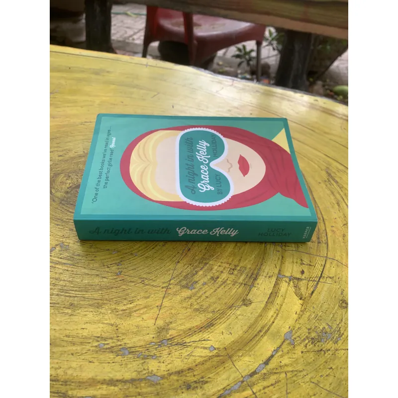 A NIGHT IN WITH GRACE KELLY - BY LUCY HOLLIDAY 799930