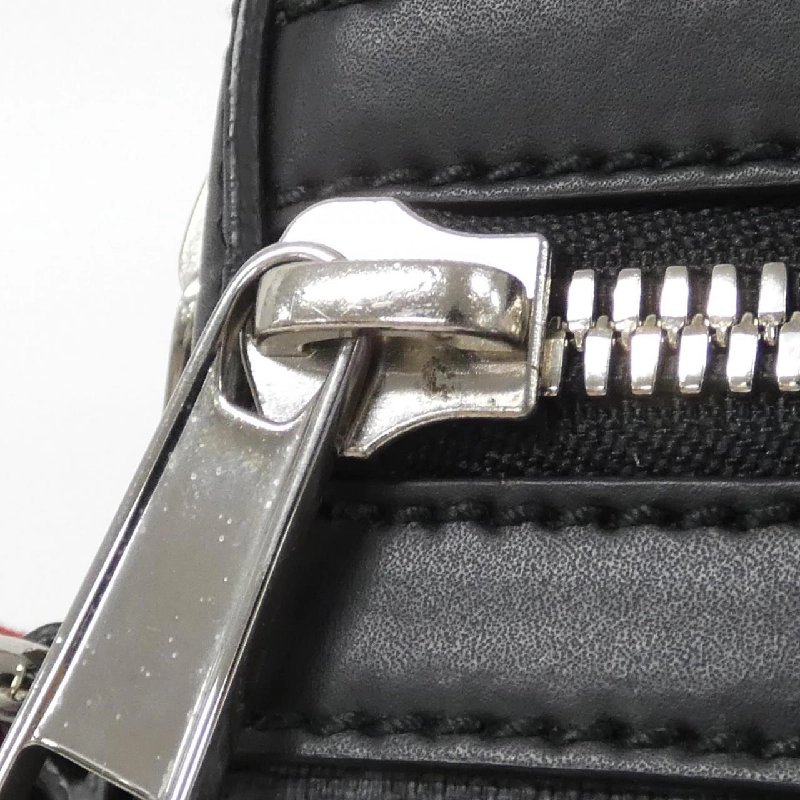 Túi đeo vai Gucci 598103 K5RLN 613477