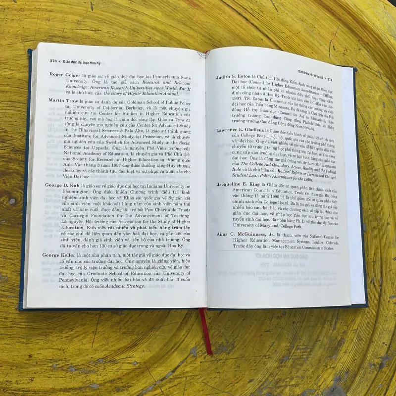 GIÁO DỤC ĐẠI HỌC HOA KỲ - bìa cứng - 2006 796777