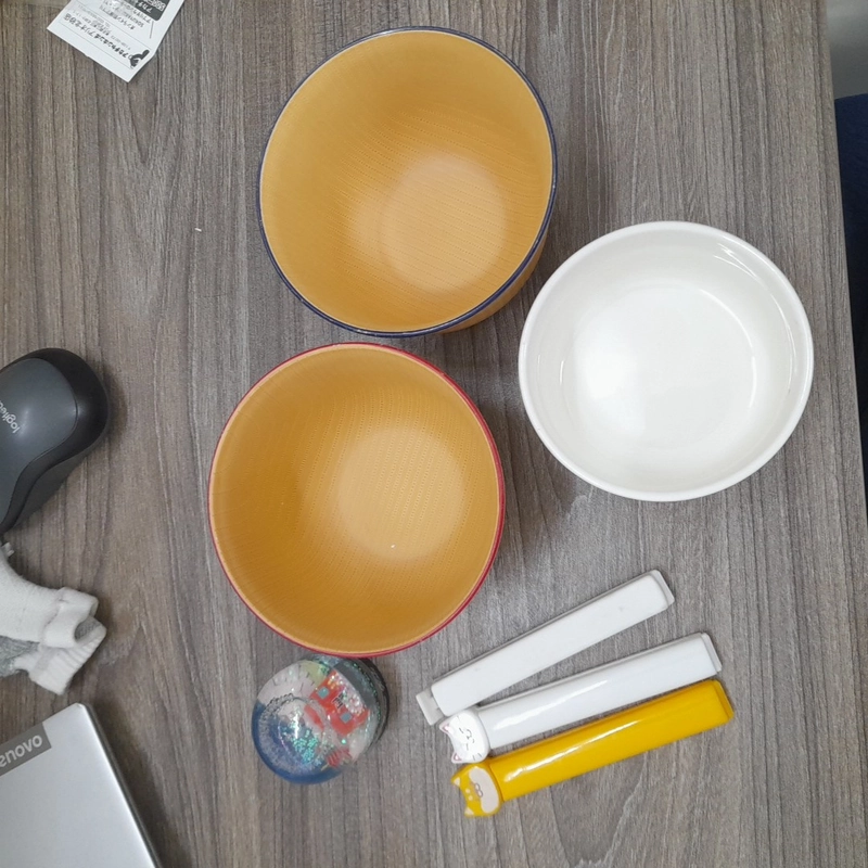 3 kẹp miệng túi + 3 bát + mô hình Asakusa  538884