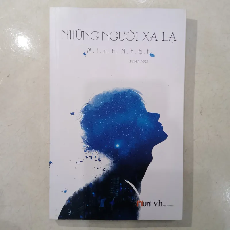 Những người xa lạ 📚 601623